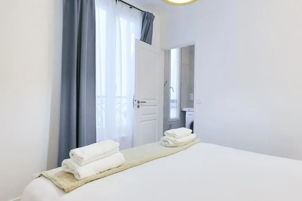 Appartement Spacieux -1Bdr/4P -Le Bas Montmartre Paris Lejlighed